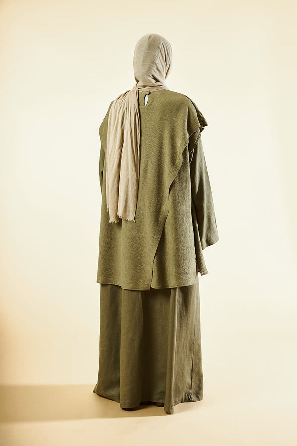 Layered Dawn Dust Green